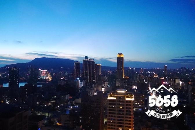 85旅行家 Lägenhet Kaohsiung Exteriör bild